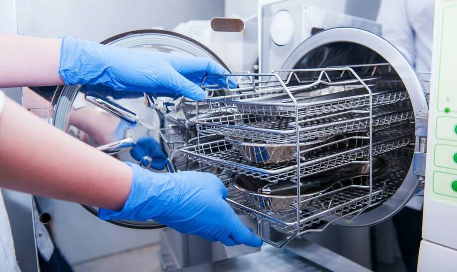 Jak szybki czas sterylizacji wpływa na przepustowość medycznych gabinetów?