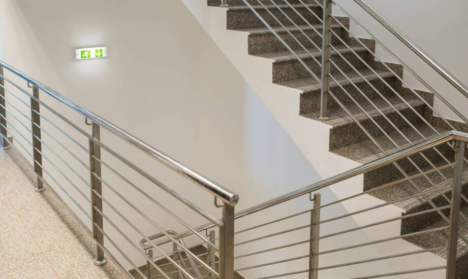 Jak stalowe balustrady mogą podkreślić nowoczesną architekturę?