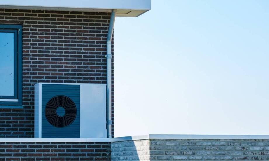 Jakie korzyści przynosi integracja pomp ciepła z systemami do redukcji opłat za bierną moc?