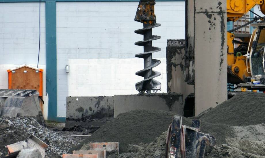 Geologiczne wiercenia w procesie projektowania przemysłowych posadzek