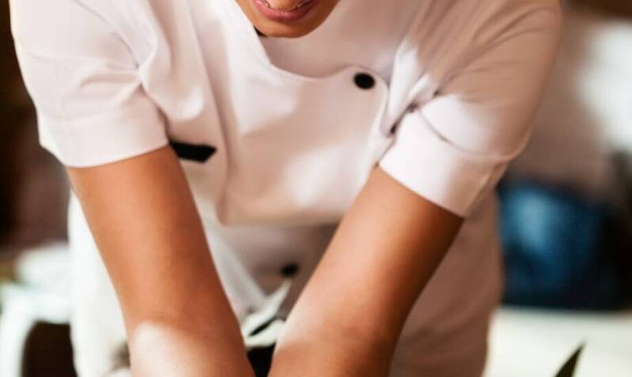 Zalety masażu gorącą czekoladą do pielęgnacji skóry