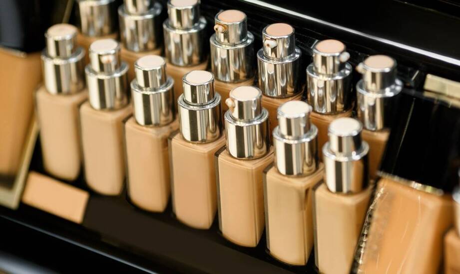 Sesje zdjęciowe dla kosmetyków: jak podkreślić unikalność produktów?