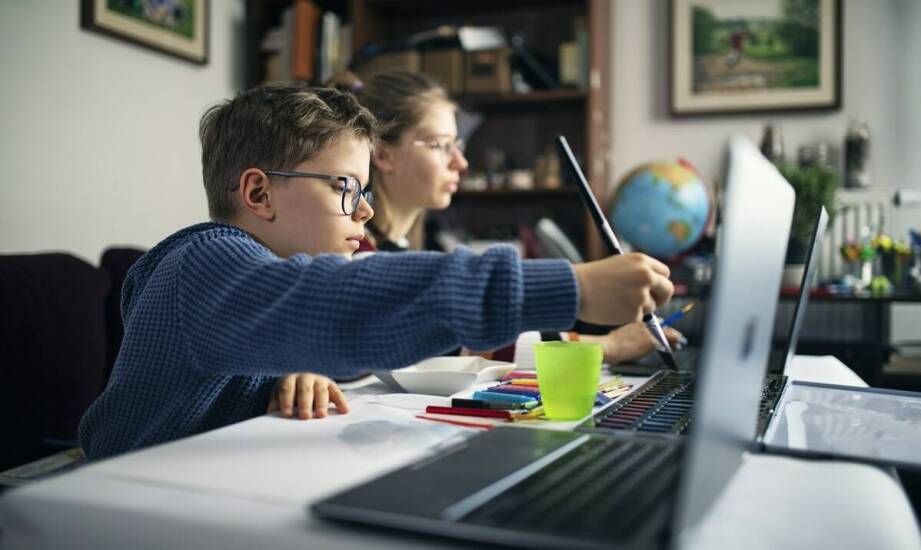 Nauczanie w domu a społeczne umiejętności – jak utrzymać równowagę?