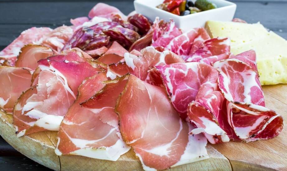 Swojskie wędliny – harmonia tradycji i nowoczesności w jednym produkcie