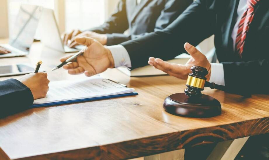 Komornik sądowy a proces odzyskiwania długów od dłużników