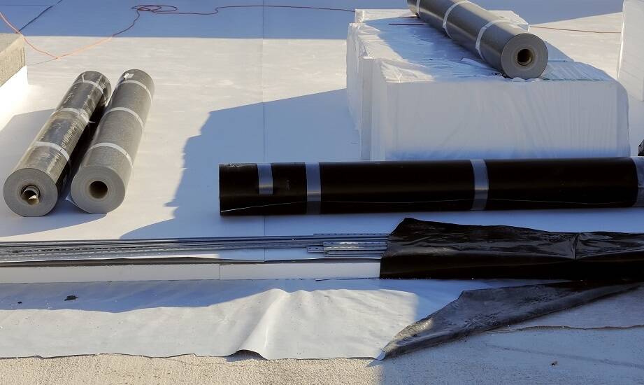 Jakie wyzwania stawia izolacja tarasu w miejskiej zabudowie?