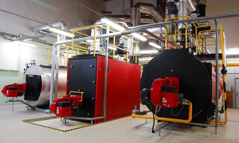 Jakie czynniki wpływają na wybór odpowiednich parowych kotłów w energetyce?