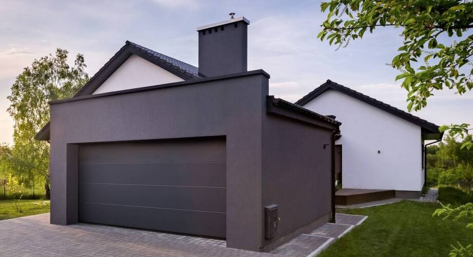 Haltbarkeit und Widerstandsfähigkeit von Garagen aus modernem gehärtetem Glas