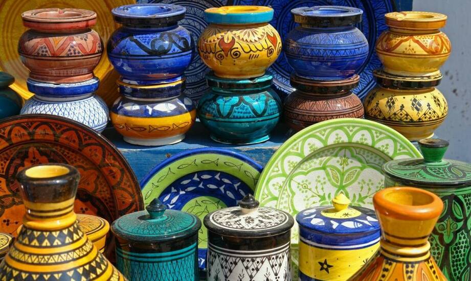 Unique patterns on ceramic mugs - art that inspires