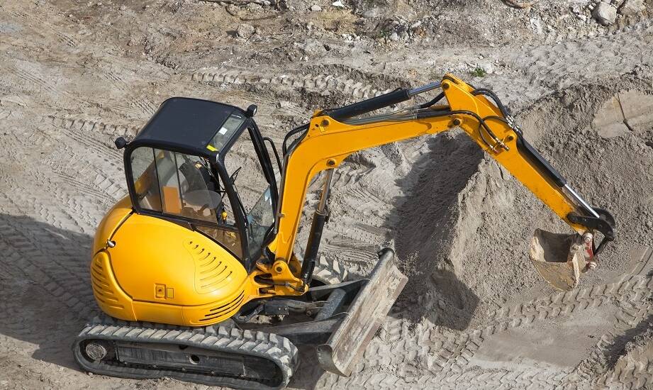 Dlaczego profesjonalny serwis jest niezbędny dla długowieczności minikoparki?