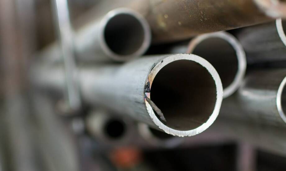 Jak technologia żeliwnych rur wpływa na koszty utrzymania infrastruktury?