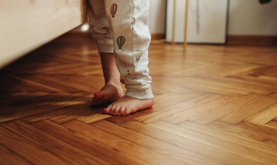 Kapcie: jak zapewniają stabilność dla małych stóp?