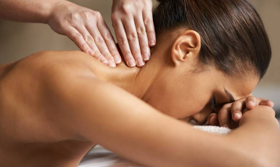 Masaż peelingujący – jakich efektów możesz oczekiwać po zabiegu?