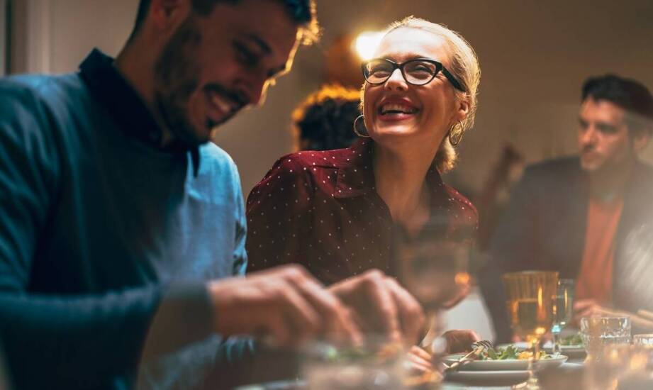 Jak przekomarzanki mogą wzbogacić klimat artystycznej imprezy?