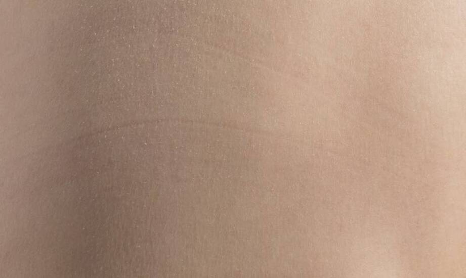 Proces regeneracji skóry po zabiegach z użyciem urządzenia PLEXR