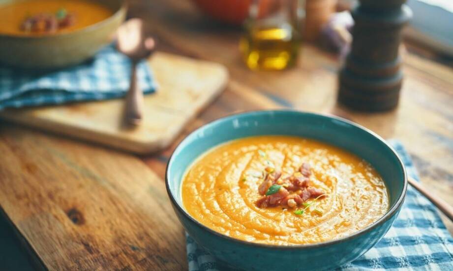 Dlaczego hummus to doskonała przekąska na każdą okazję?