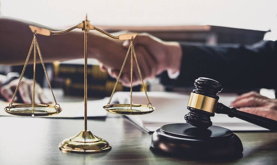 Jak prawnik do spraw mieszkaniowych pomaga w sprawach eksmisyjnych?