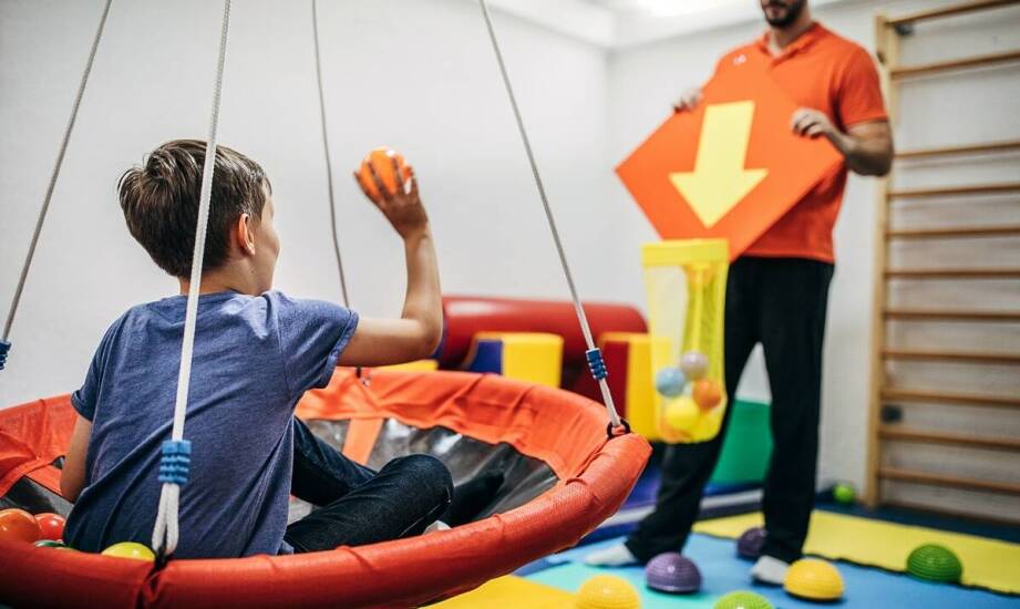 Jak indywidualne terapeutyczne podejście pomaga dzieciom zmagającym się z ADHD?