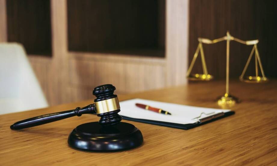 Jakie są kluczowe aspekty cywilnego prawa w kontekście majątkowych sporów?