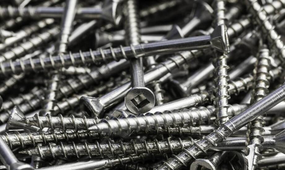 Innowacyjne zastosowania montażowych śrub w przemyśle