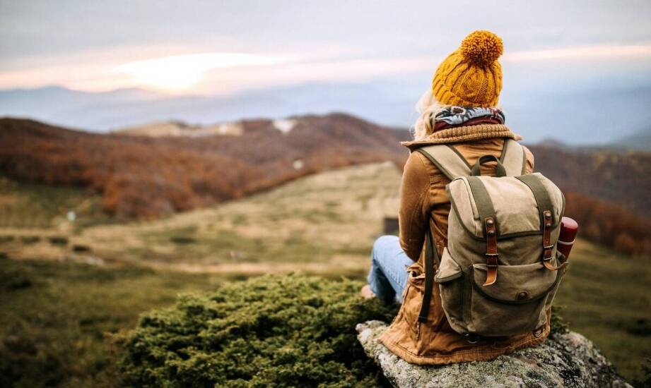 Wykorzystanie plecaków z nadrukiem w branży turystycznej