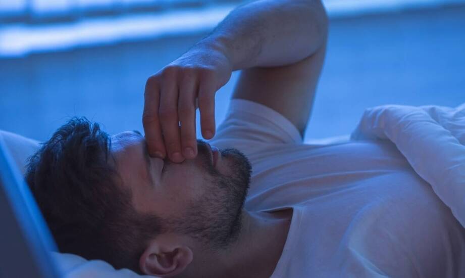 Jakie psychiczne czynniki mogą wpływać na występowanie zaburzeń erekcji?