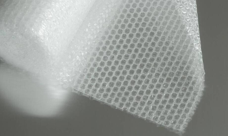 Podgumowana taśma: kluczowe zalety i zastosowania w pakowaniu delikatnych produktów