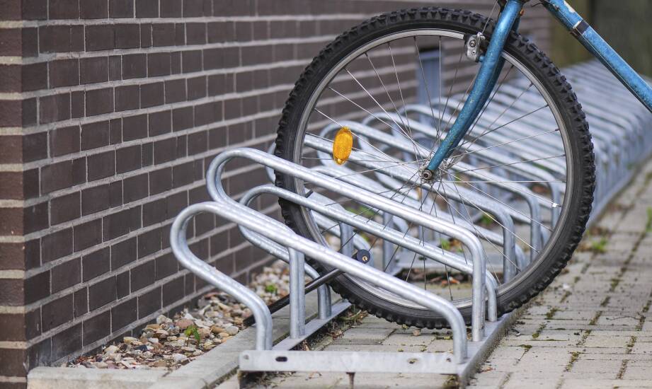 Estetyka i trwałość rowerowych stojaków - co wybrać?