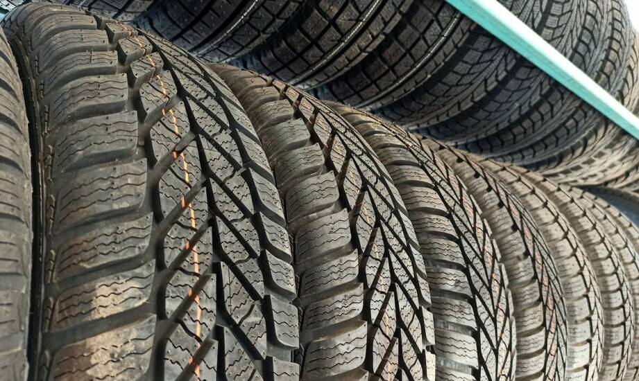 Jak różnorodność modeli opon 13 R22.5 wpływa na efektywność floty?