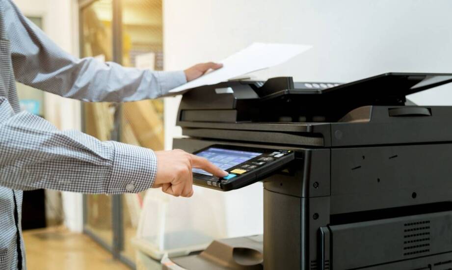 Jakie są kluczowe cechy nowoczesnych ploterów do biznesu?