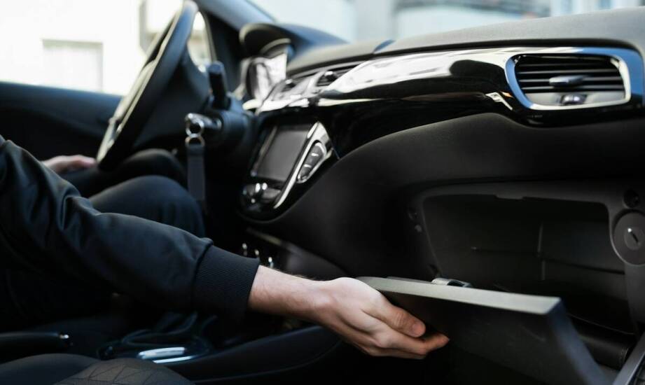 Wyposażenie pojazdów firmy Kamil: nowoczesne technologie w podróży