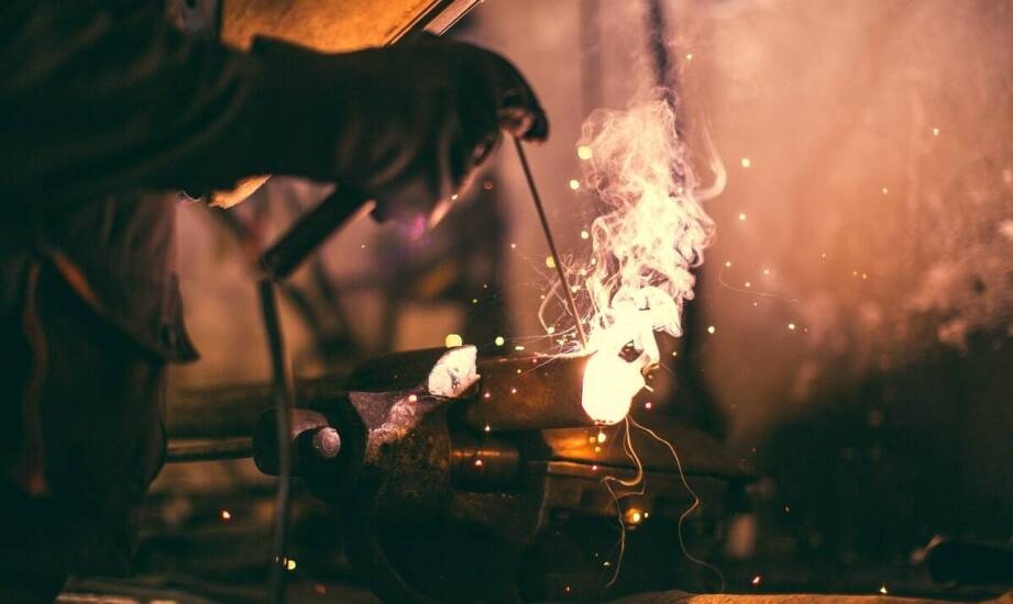 Jak nowoczesne technologie spawania wpływają na jakość schodowych poręczy?