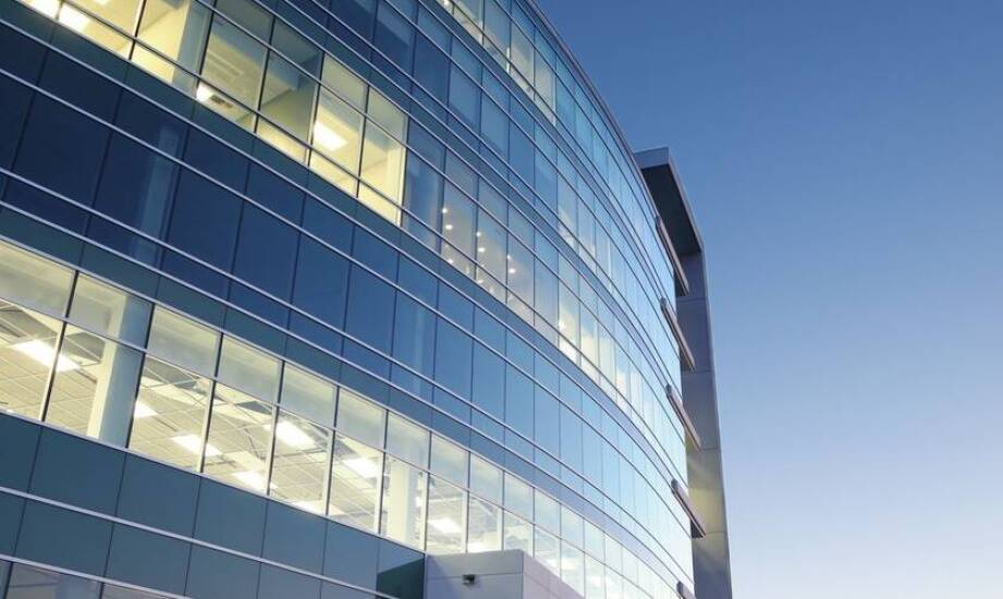 Innowacyjne podejścia do projektowania systemów przeciwpożarowych w budynkach nowoczesnych