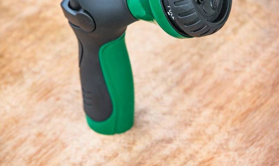 Jakie cechy powinna mieć idealna dysza do mycia brukowej kostki?