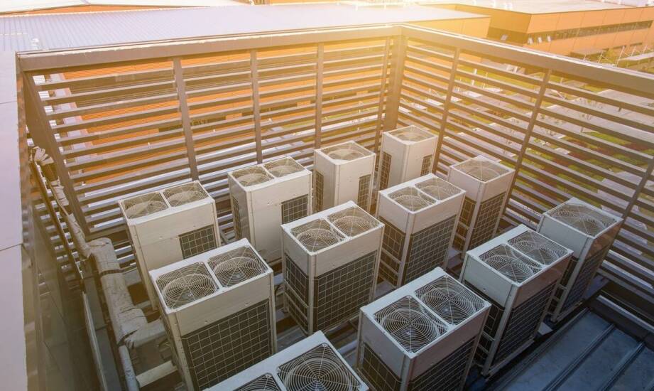 Systemy klimatyzacyjne a potrzeby obiektów z użyciem zapalającego śrutu