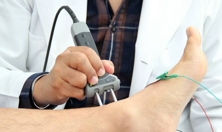 Porównanie tradycyjnych i nowoczesnych metod leczenia ścięgna Achillesa