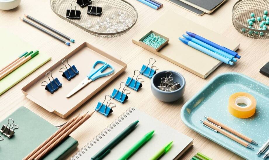 Doskonały wybór na prezent to komplety dla dziewczynek.