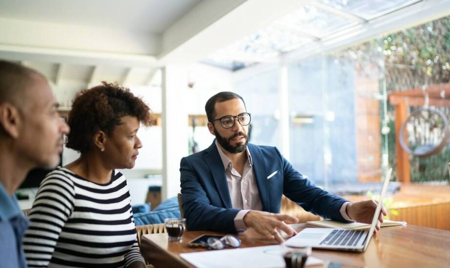 Czy warto korzystać z doradztwa podatkowego przy zakładaniu działalności?