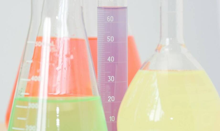 Miarowy cylinder a precyzyjne dozowanie substancji chemicznych