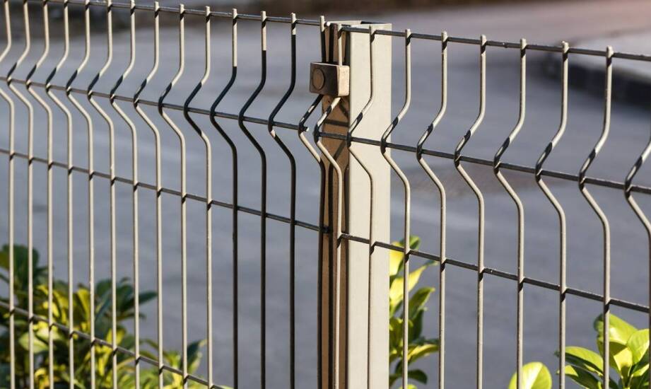 Dlaczego 3D siatka ogrodzeniowa jest idealna dla obszarów przemysłowych?