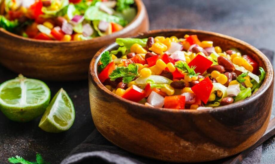 Wpływ solonych pistacji na smak i aromat śródziemnomorskich potraw