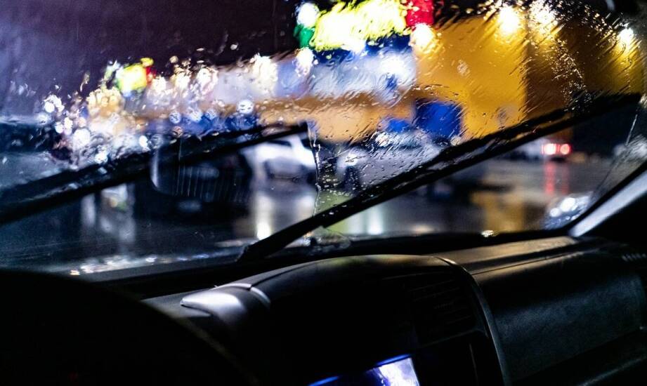 Najczęstsze problemy z samochodowymi wycieraczkami ze spojlerem i jak je rozwiązać
