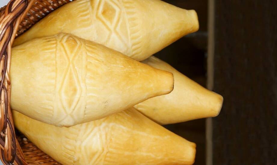 Jak dobór odpowiednich wzorów na grawerowanych kubkach wpływa na postrzeganie marki?