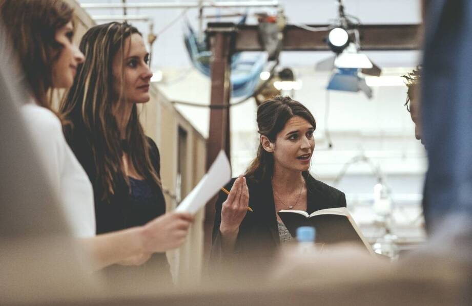 Jak komunikacja z uczestnikami postępowania egzekucyjnego wpływa na przebieg licytacji?