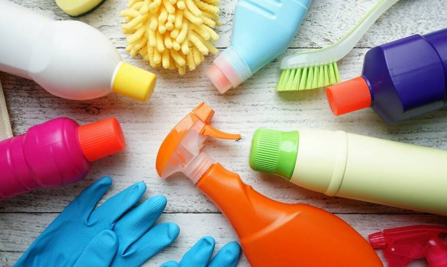 Jakie wyzwania stoją przed firmami zajmującymi się dystrybucją czystości środków?
