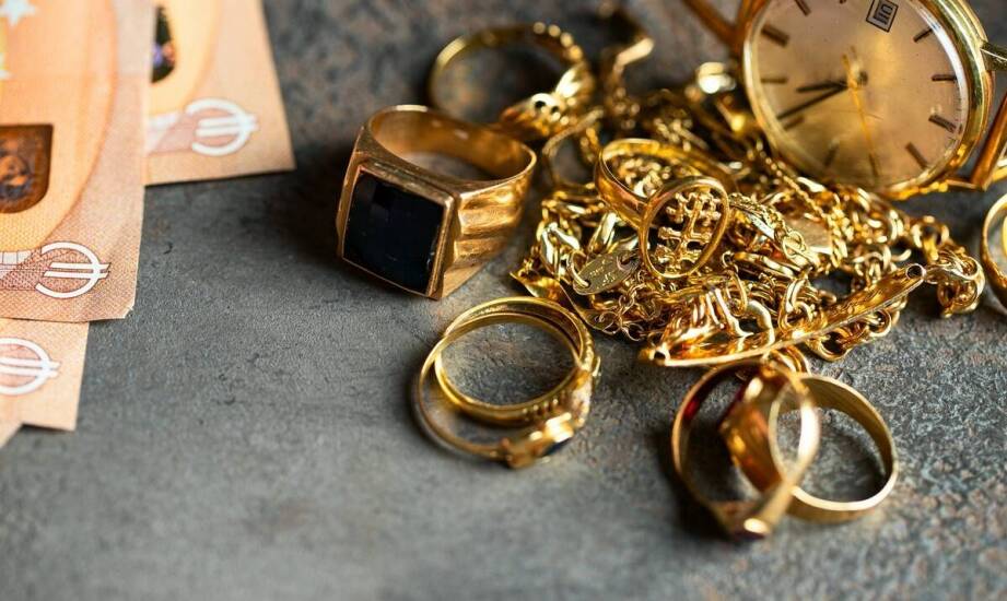 Czy męski złoty łańcuch to odpowiedni prezent na specjalne okazje?