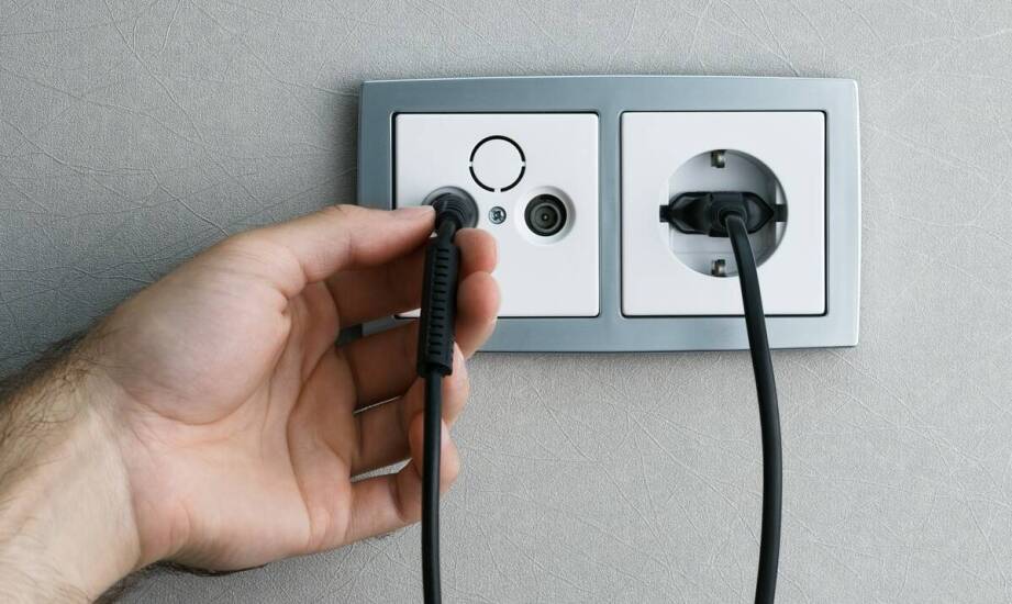 Przyszłość osprzętu elektroinstalacyjnego: jakie miejsce zajmują w niej zaślepki?