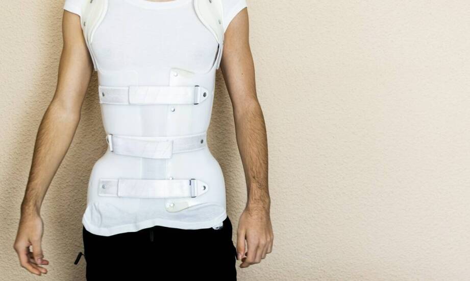 Jakie funkcje pełni rehabilitacyjna szyna w procesie rekonwalescencji?