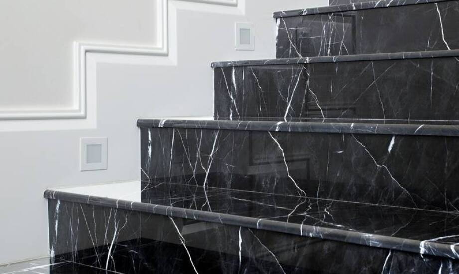 Dlaczego warto wybrać bazaltowe schody do wnętrz?