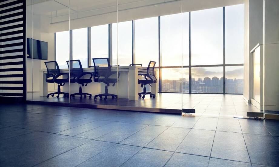 Sprzątanie poremontowe a minimalizacja pyłu i alergenów w biurze